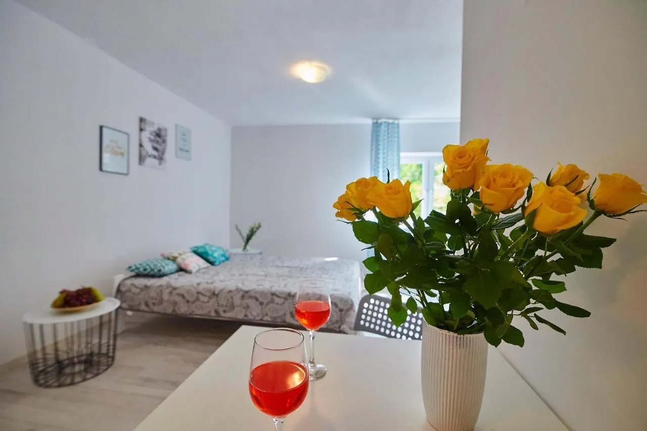 Regem Apartments Plonska Warsaw Poland