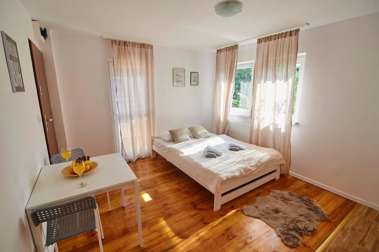 Regem Apartments Płońska Warschau
